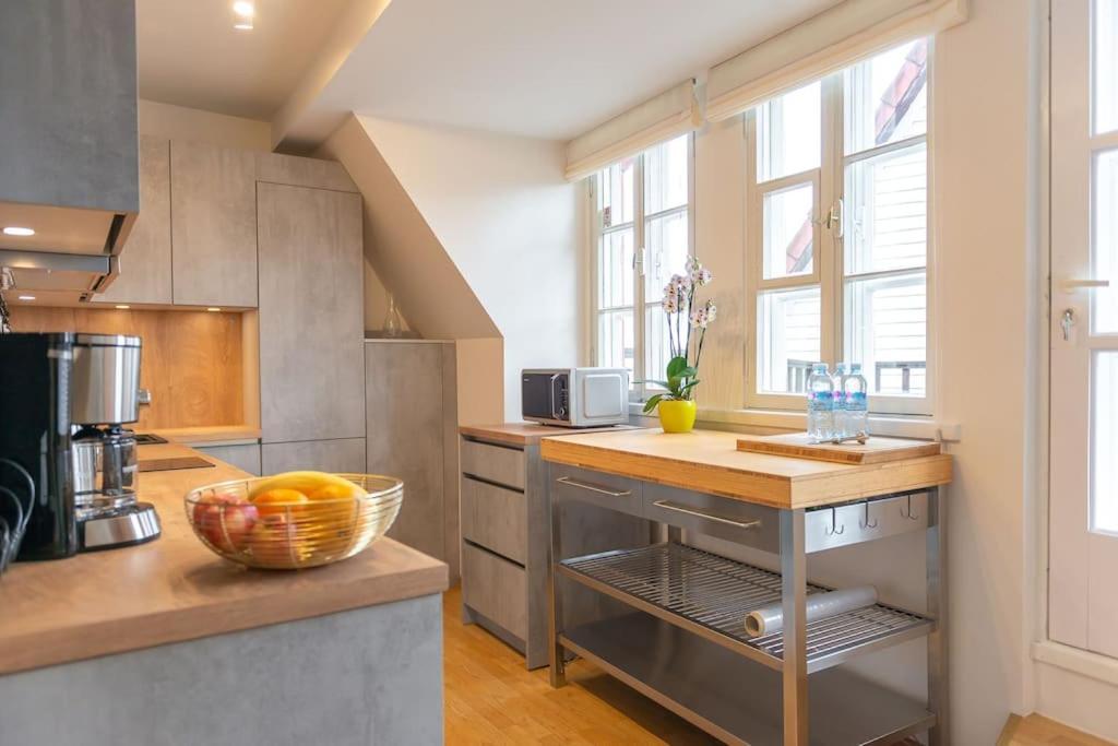 Top Floor Apartment With Two Balconies In The Old Town Tallinn Eksteriør billede